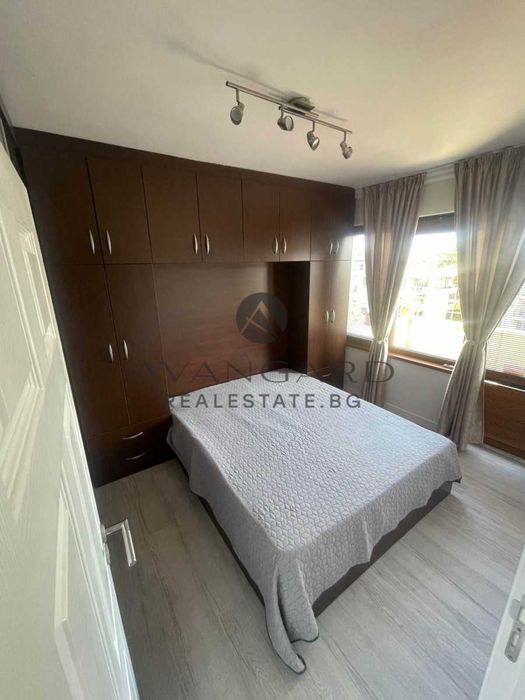 Продава се Тристаен апартамент в Пловдив, Кючук Париж - 101 кв.м за 1981 €/кв.м - Снимка #4