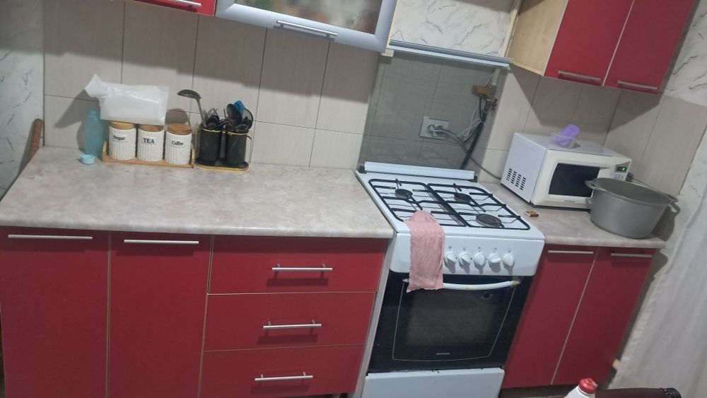 Продам кухонный гарнитур