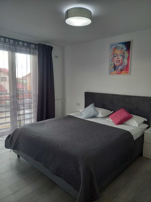 Vand / schimb  duplex la  cheie, Ghiroda,120 mp,3 dormitoare,4 bai ,