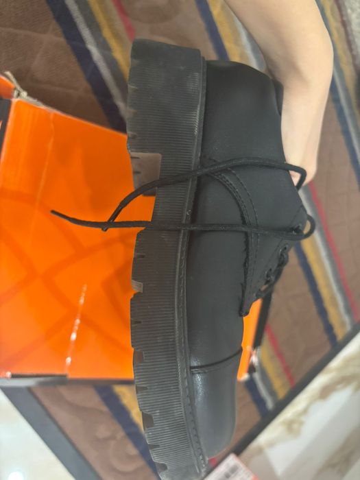 Лоферы чёрные в хорошем состоянии