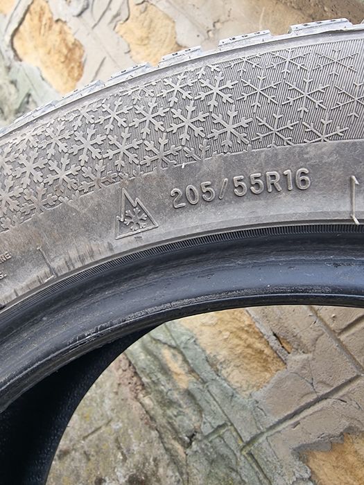 Гуми 205/55/16..