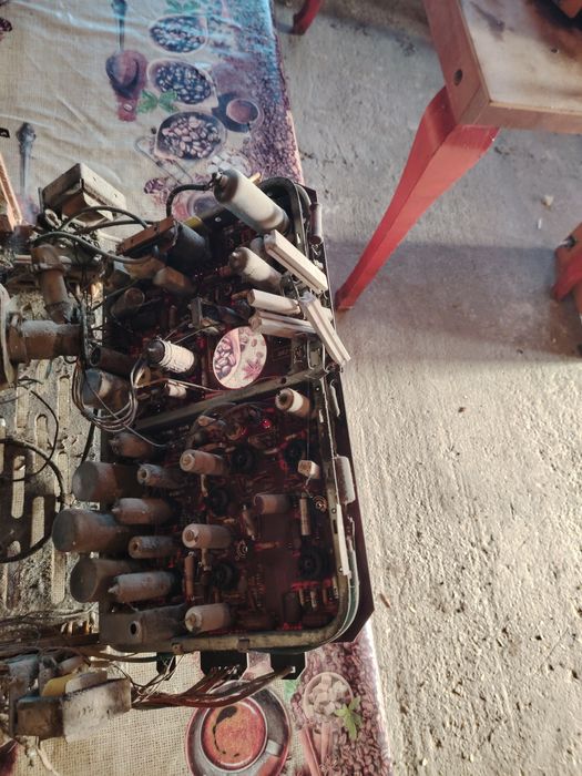 Tv alb negru vintage