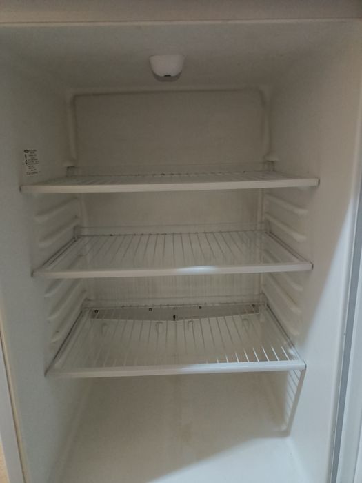 холодильник Бирюса