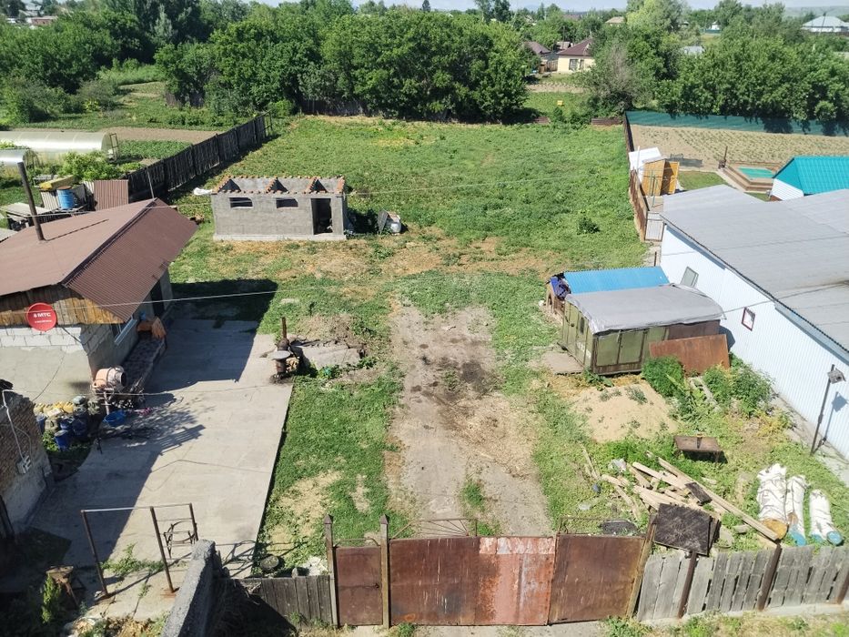 Продается дом на огромном участке