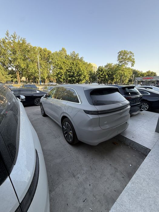 Lixiang L6 max narda gray