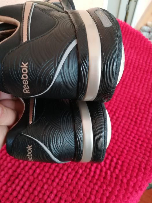 Adidași Reebok nr 37,5 dama