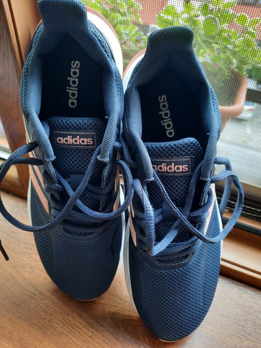 Vand adidasi dama adidas