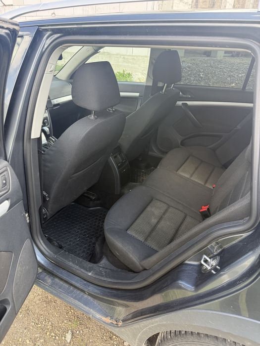 De vanzare skoda