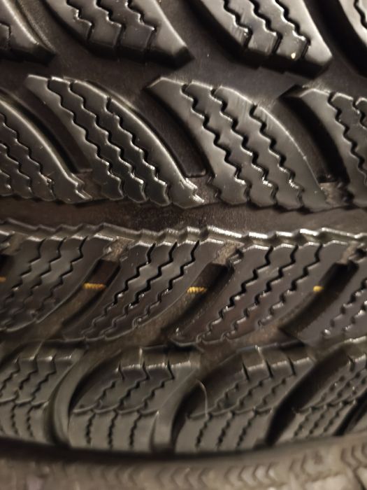 Jante cu anvelope de iarnă