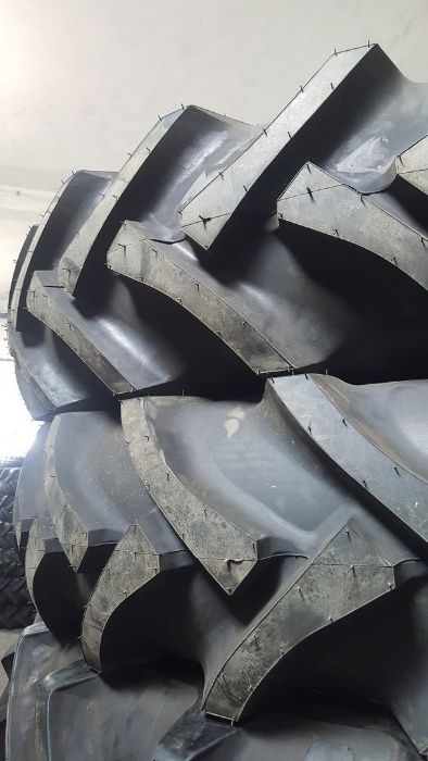 Cauciucuri 14.00-38 BKT pentru tractor U650 spate anvelope noi 8 PLY