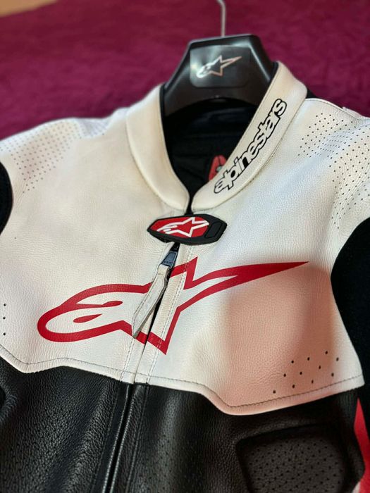 Цял кожен екип Alpinestar