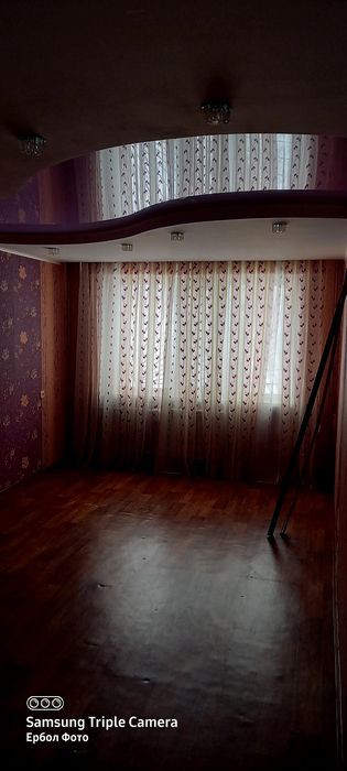 Продам 2х комнытный квартира