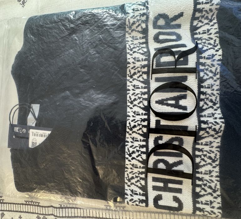 Christian Dior-Оригинална чисто нова мъжка тениска М размер