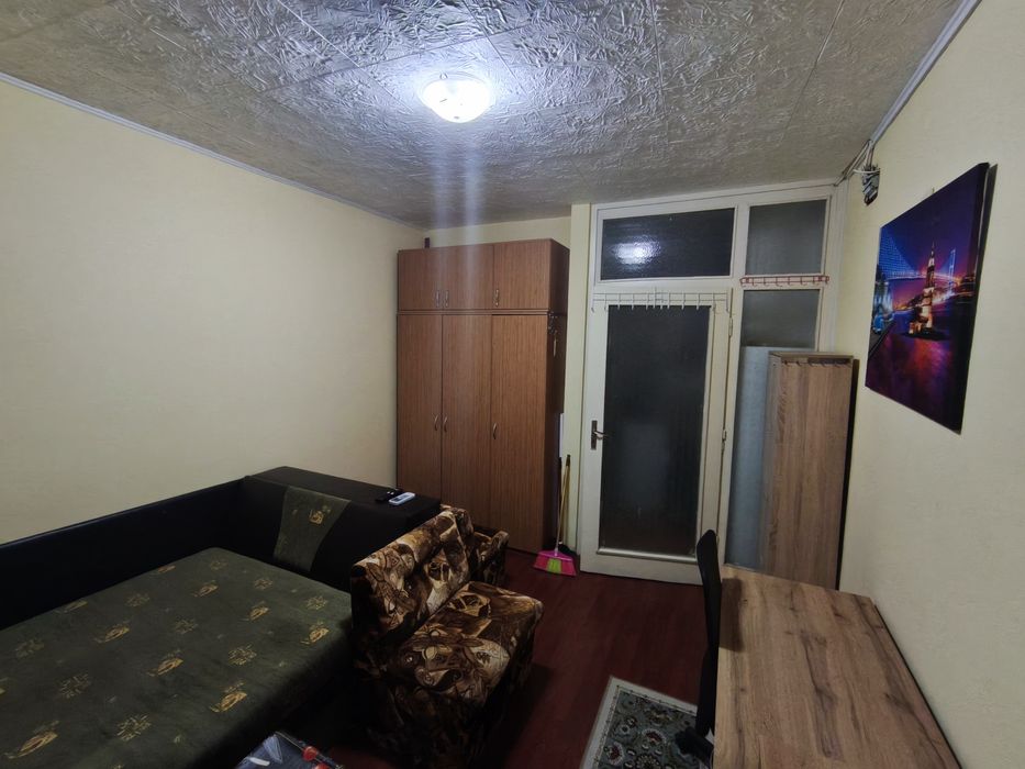 ЧАСТНО ЛИЦЕ! Продава южна, напълно обзаведена боксониера в ж.к. Златен рог