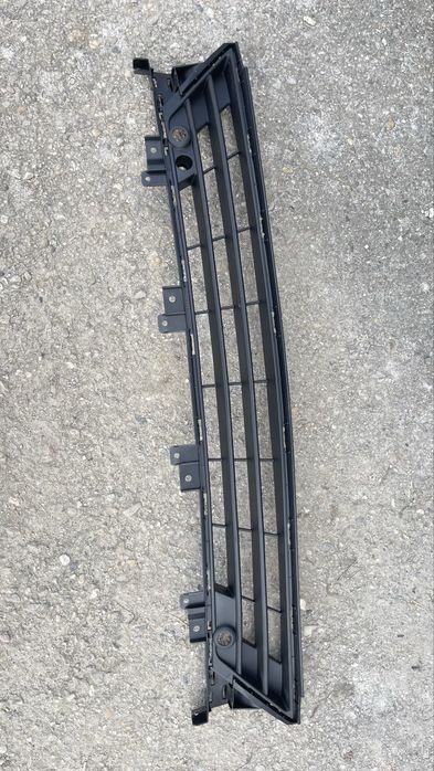 Opel Astra k Grila de jos