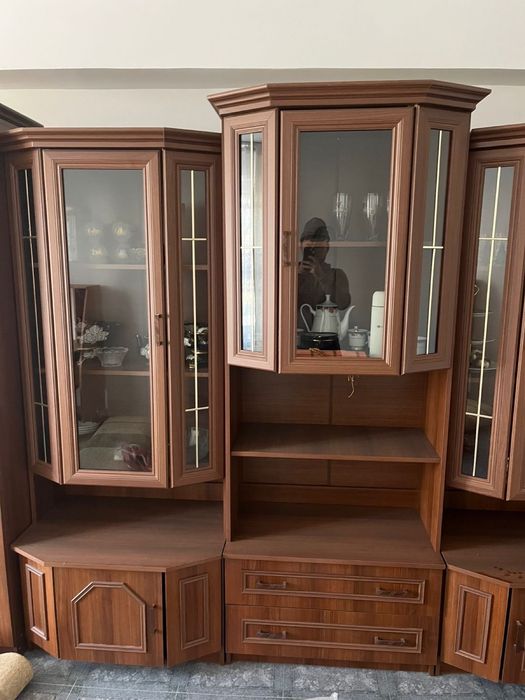 Стенка для гостинной и подставка