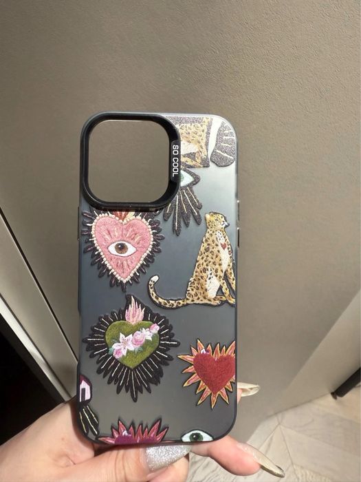 Чехлы на iphone 15,16 pro max