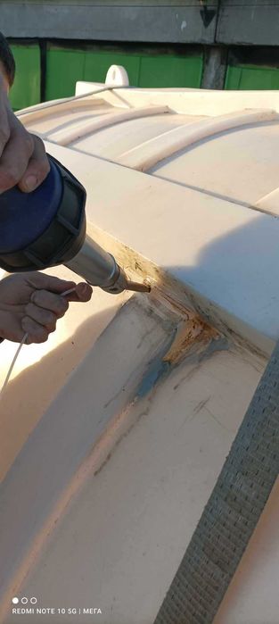 Залепване и запояване на пластмасови резервоари земеделски пръскачки гр ...