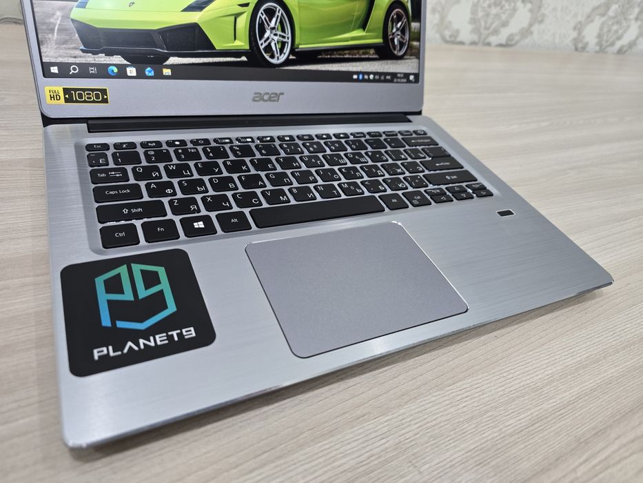Acer Swift, Core i3, Ram 8Gb, SSD 128Gb, HDD 500Gb, Full HD IPS.
