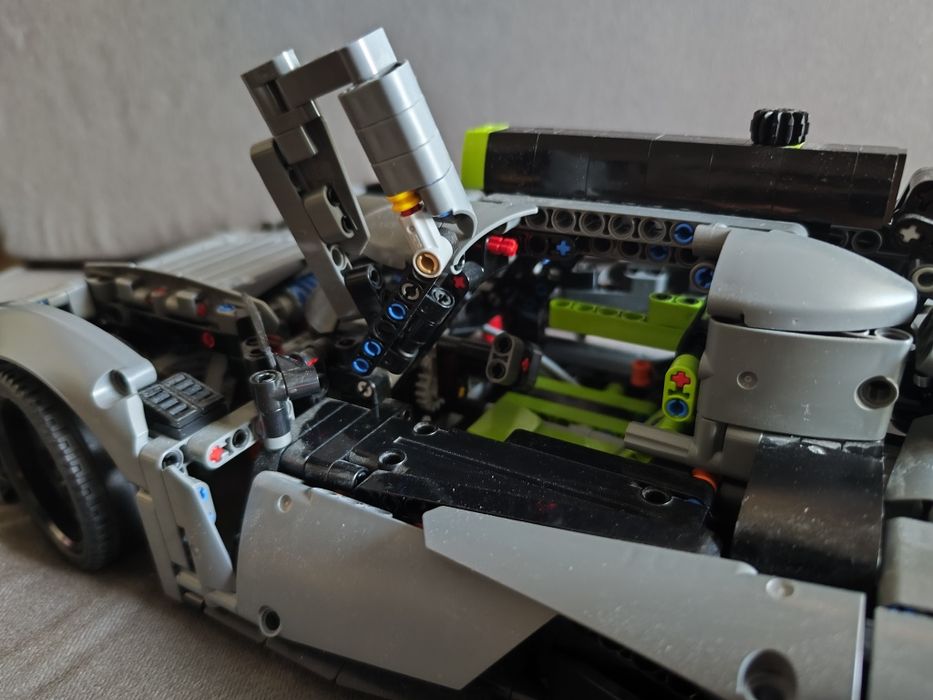 Lego Technic 42156: Peugeot Le Mans