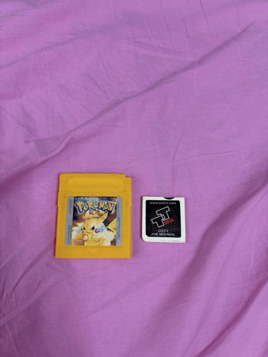 Vand joc pokemon gameboy