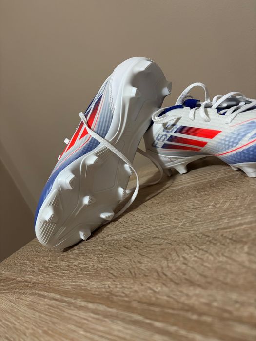 Бутонки adidas F50