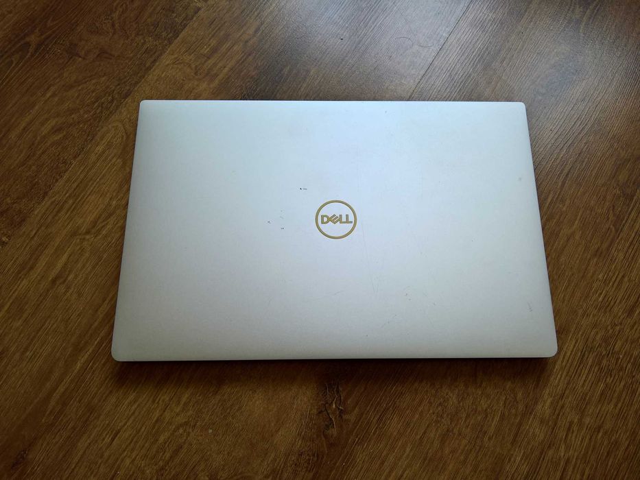 13.3" DELL XPS 9370, 4K тъчскрийн  Intel® Core™ i7-8550U, 16GB, 256GB NVMe
