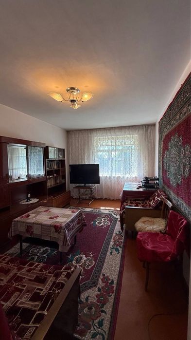 Продаётся 2 х комнатная квартира