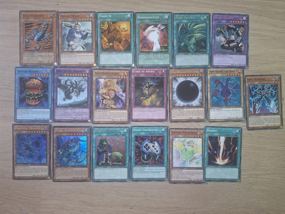 Yu gi oh карти за игра