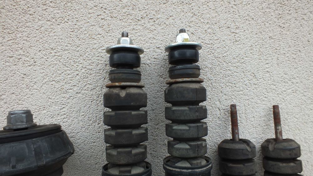 Amortizoare pentru Dacia Logan din dezmembrari, fata si spate.