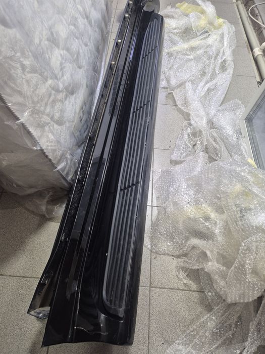 Продам пороги от ленд крузер 300