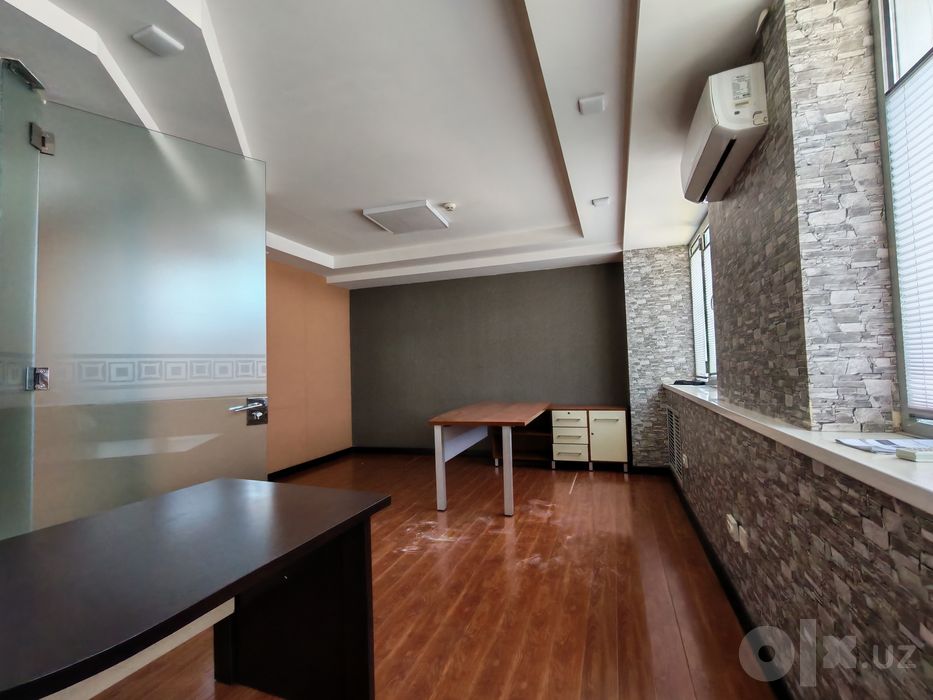 Сдаётся офис 150 м2, 4 кабинета - Госпитальный рынок