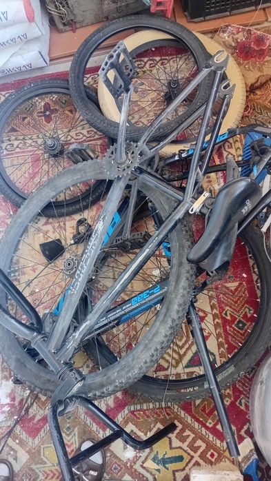 Велосипед bmx haro и скоростной велосипед