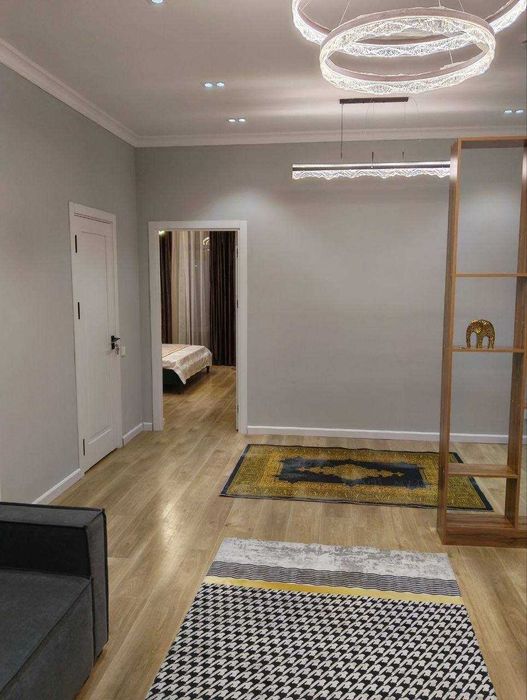 3 хонали янги ремонти билан сотилади