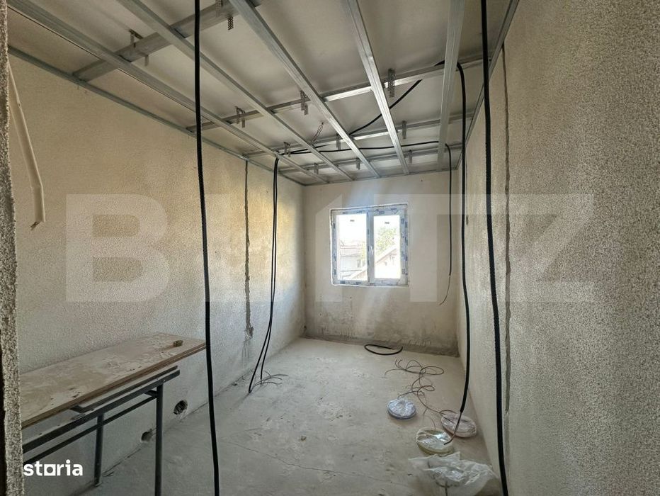 Apartament 3 camere, decomangdat, zona 8 Mai