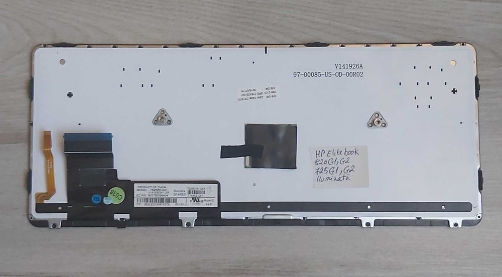 Vand tastaturi originale HP (iluminata) si Toshiba