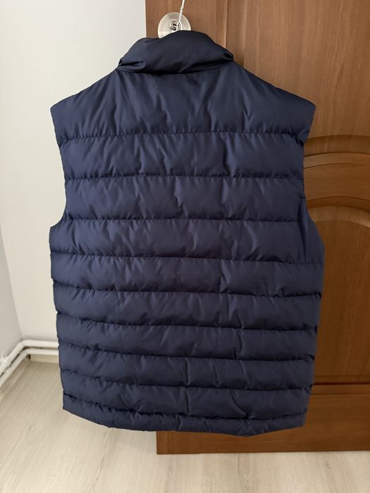 vesta moncler albastra
