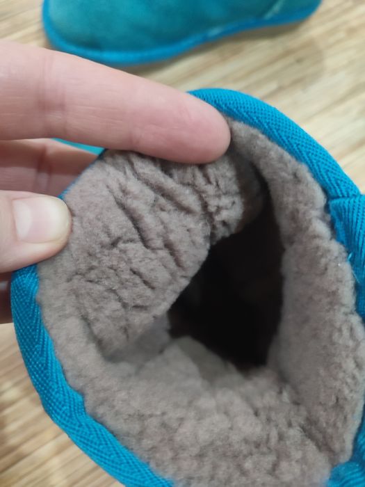 Продам угги 32 р