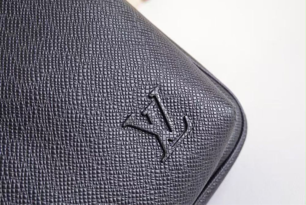 Барсетка LV Louis Vuitton Avenue