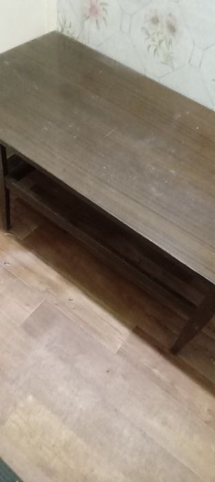 Продам небольшой стол