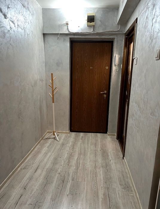 Proprietar,închiriez garsonieră,Parter,Țiglina 1,A-uri.