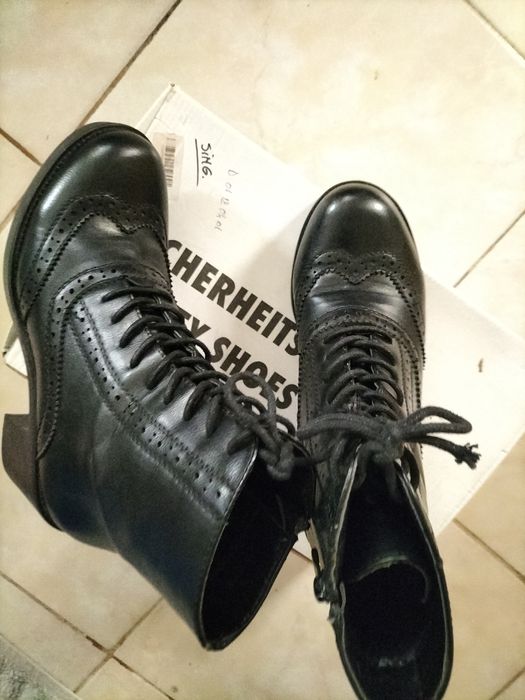 Îmbrăcăminte damă.