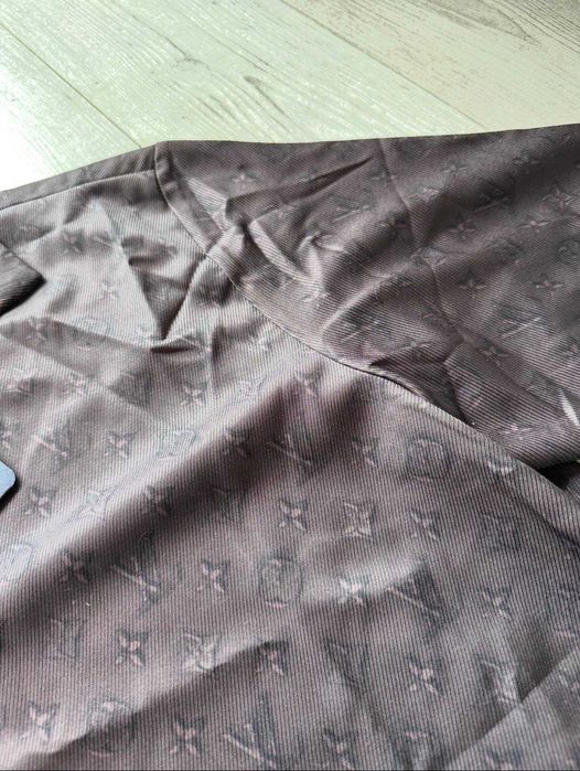 LIVRARE IN 24h | Compleu Louis Vuitton Premium
