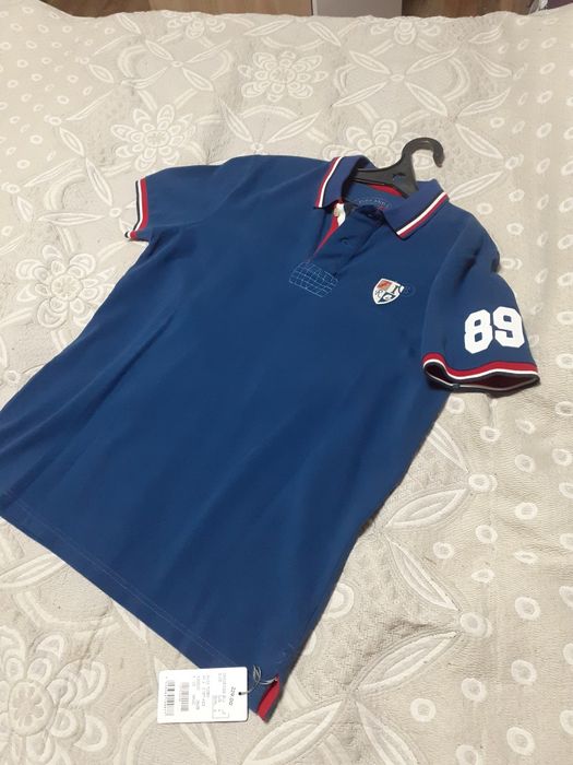 Продам  футболку