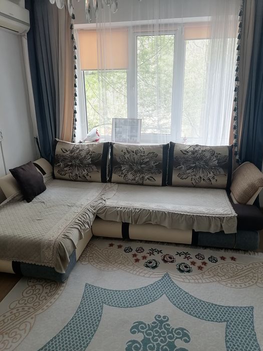 Диван для гостиной