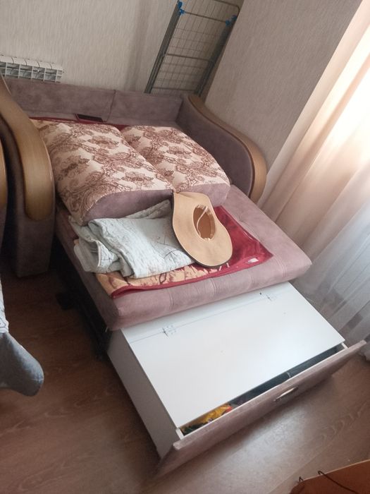 Диван для гостиной