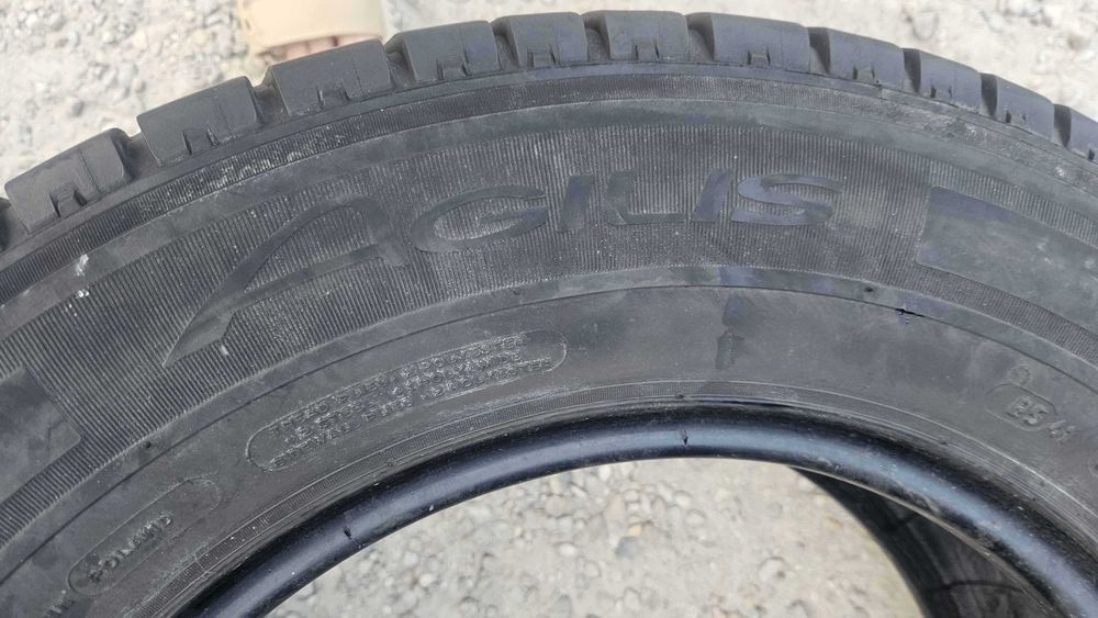 235/65 R16C • Vara • Michelin Agilis 115/113R | 2 buc | Pret/buc