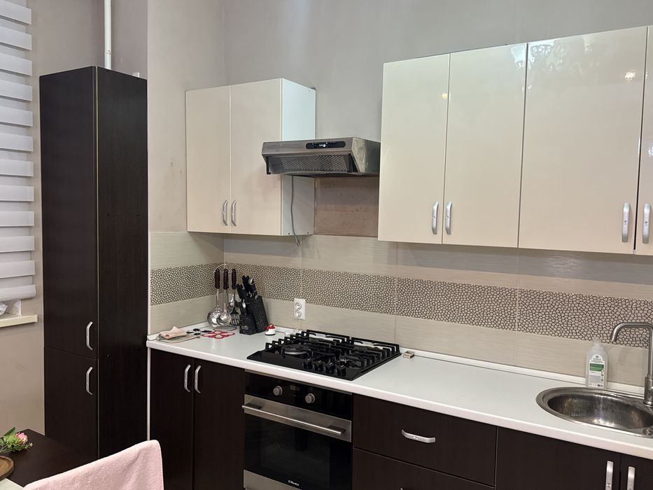 Кухня мебель в отличном состоянии