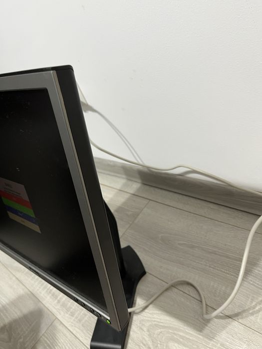 Monitor DELL  utilizat