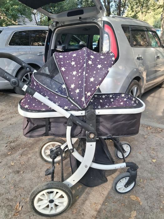 Продам жетскую коляску